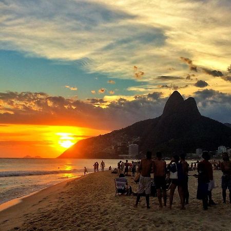 Апартаменты Jump In Bed Ipanema 19 - Praca General Osorio Рио-де-Жанейро Экстерьер фото